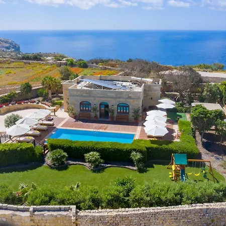 Villa Munqar *
