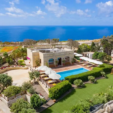 Munqar Villa